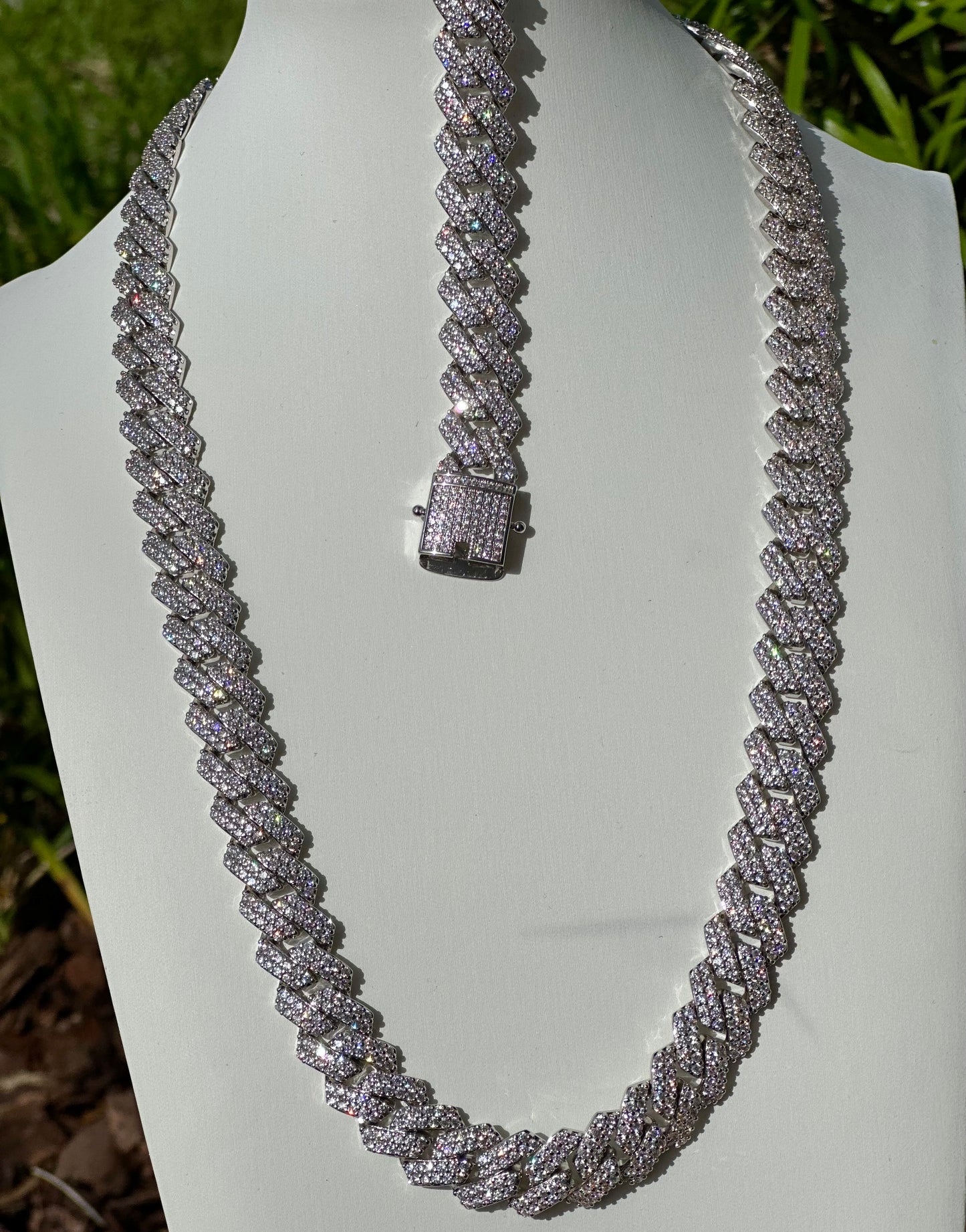 Prong Ice Chain