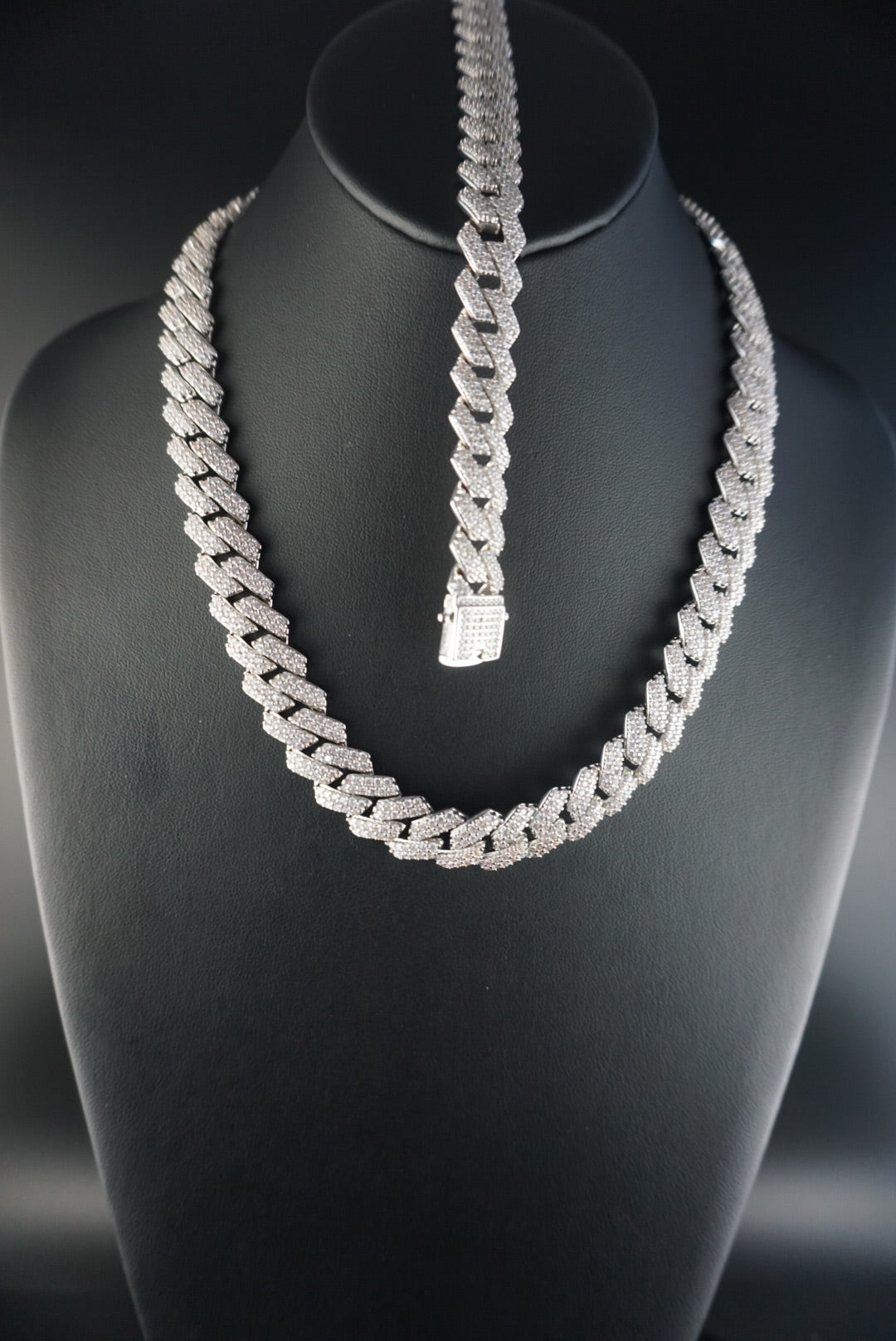 Prong Ice Chain