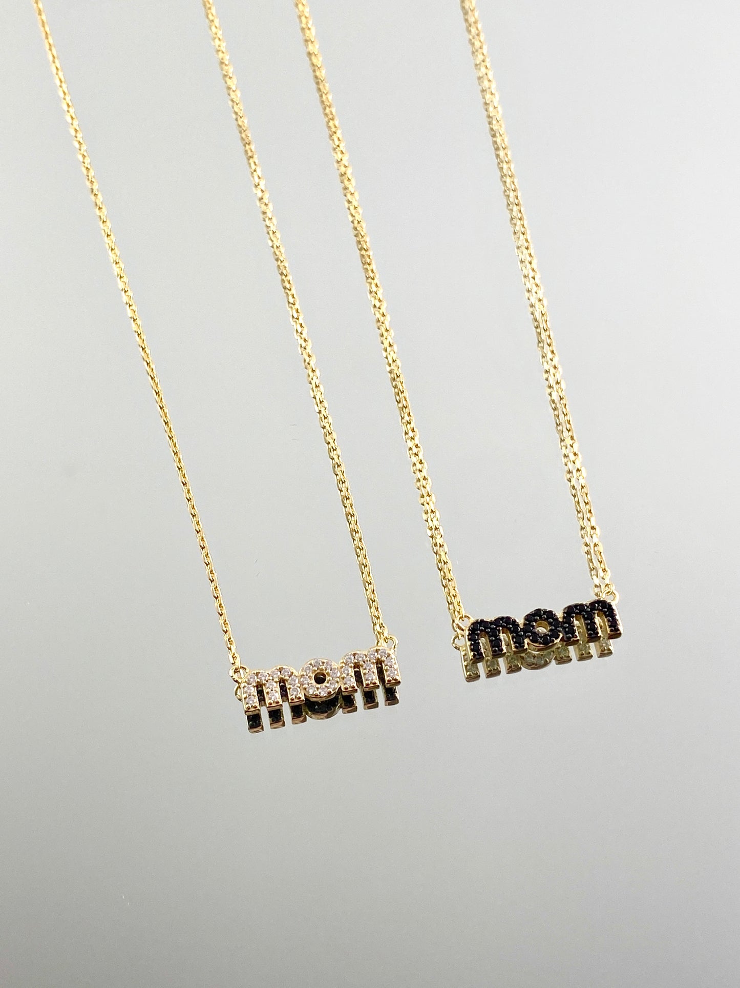 Reversible Mom Chain