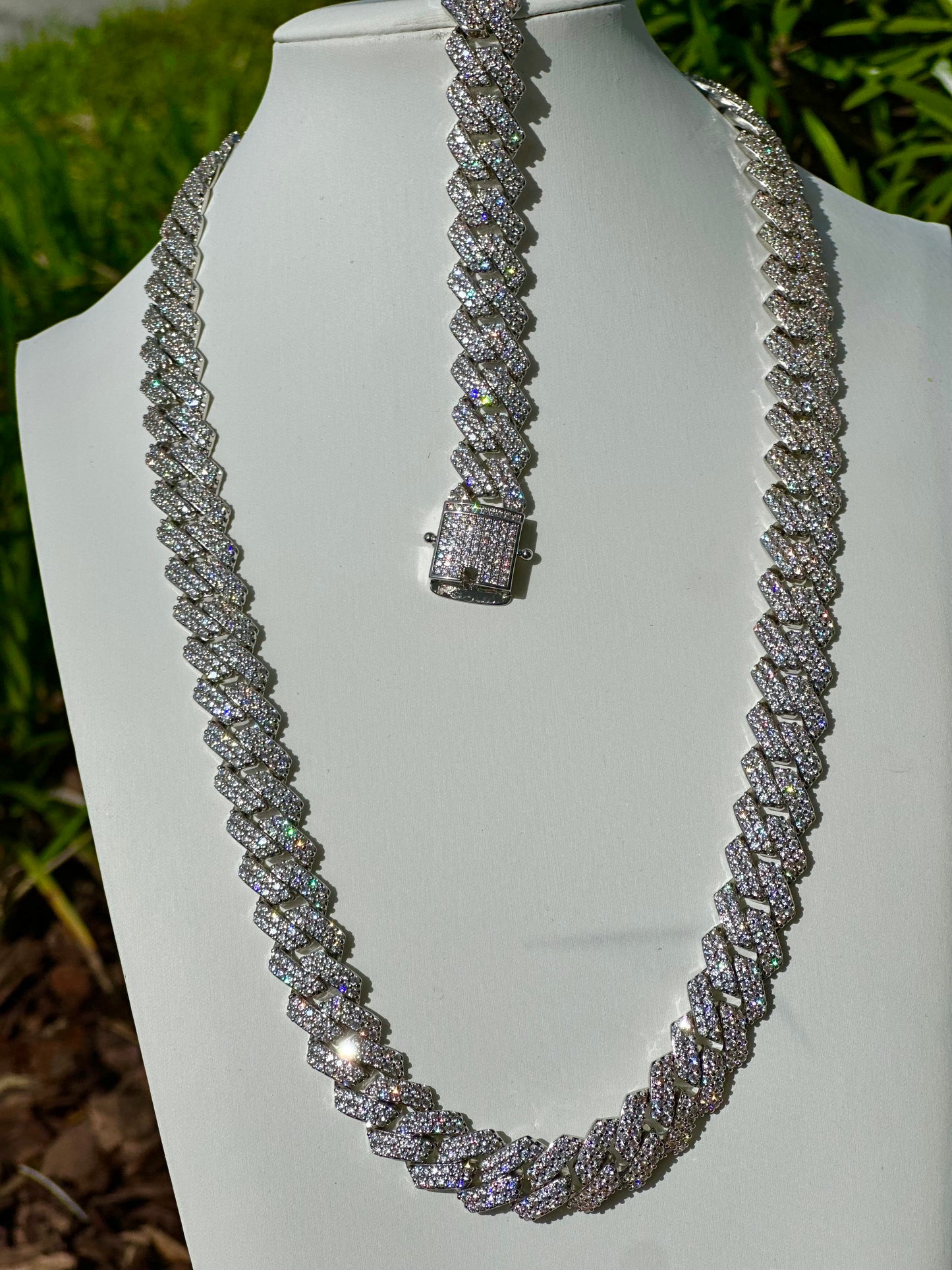 Prong Ice Chain