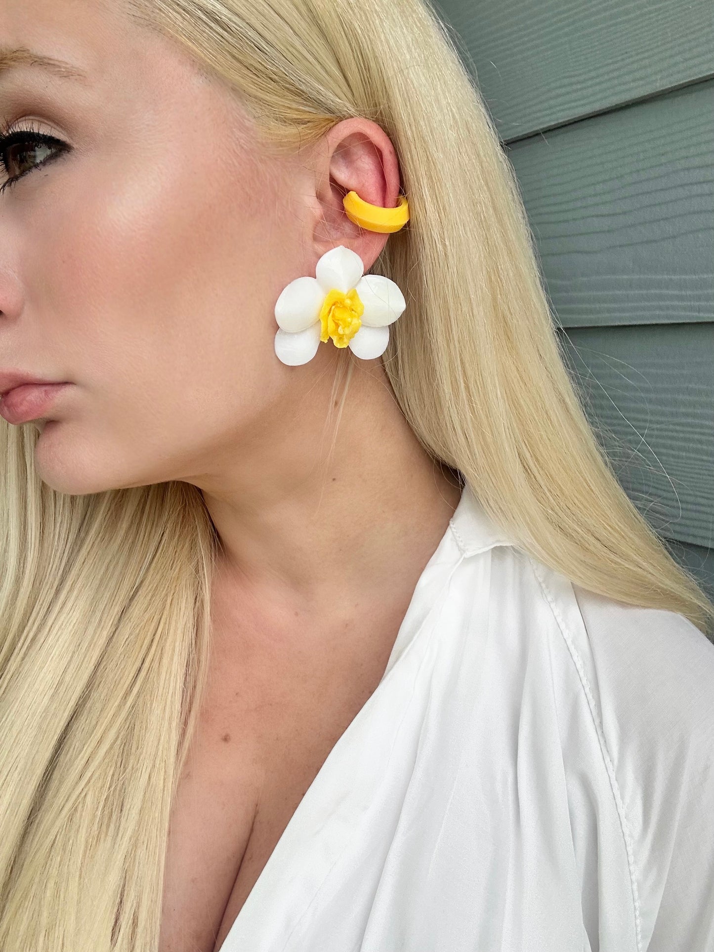 Summer Orchid earring
