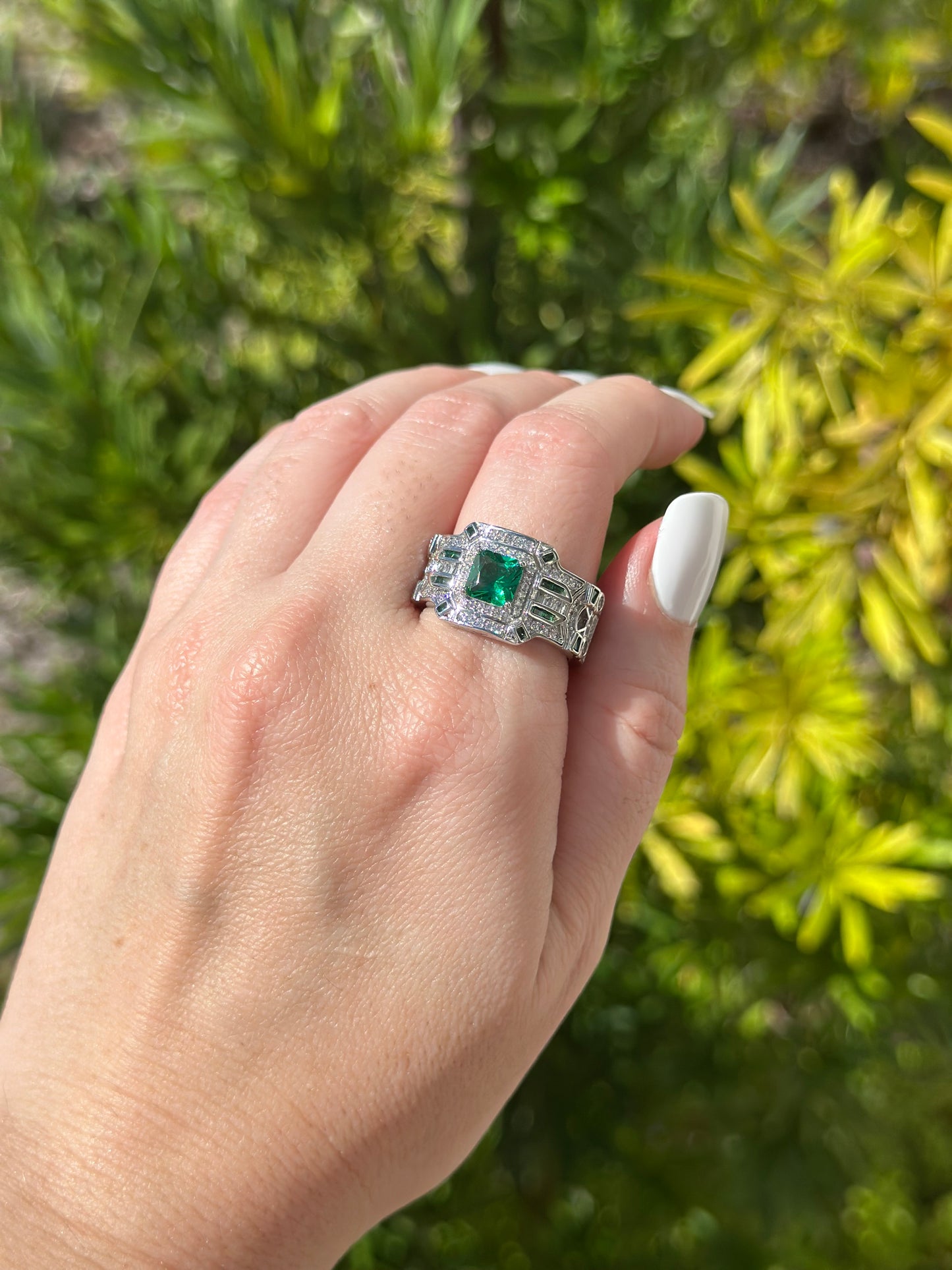 Unik Green Ring