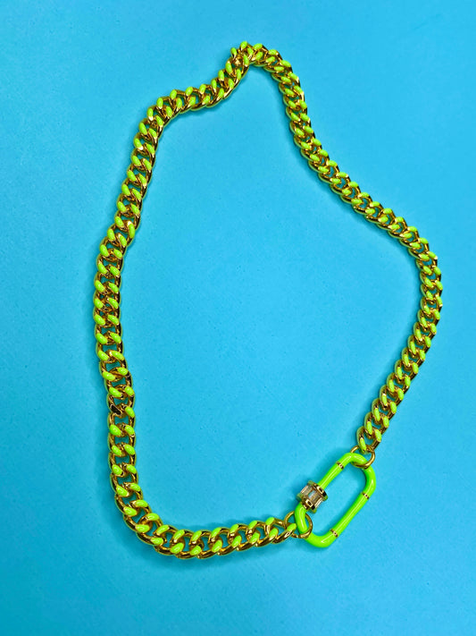 Color Chocker