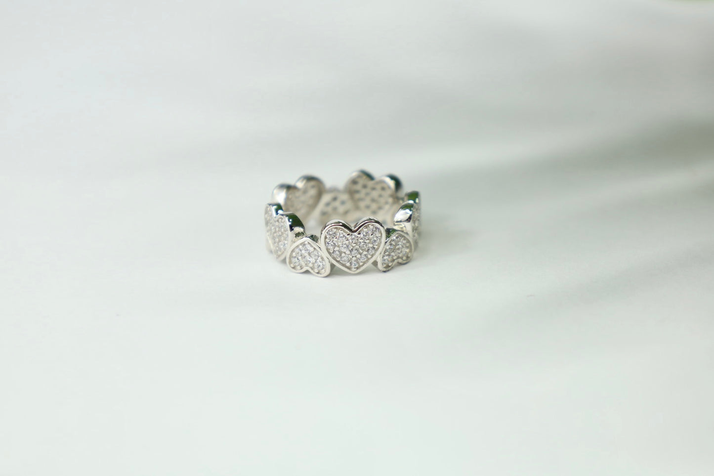 Heart World ring